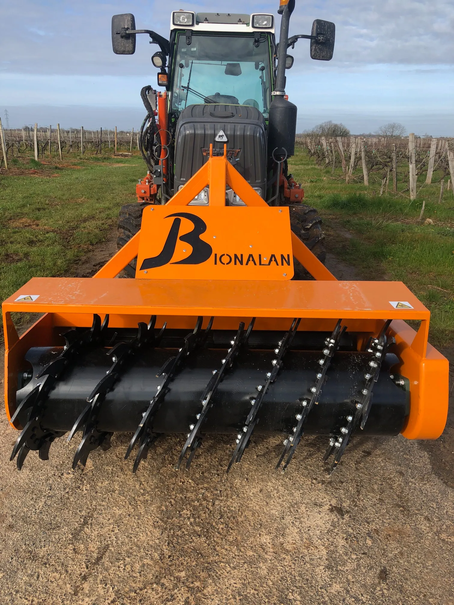 Rouleau Viticut Bionalan pour vigne et cultures en planches